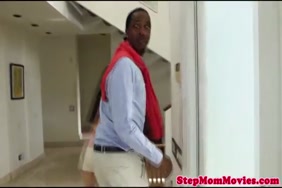 نيك سكس في الحمام متحرك